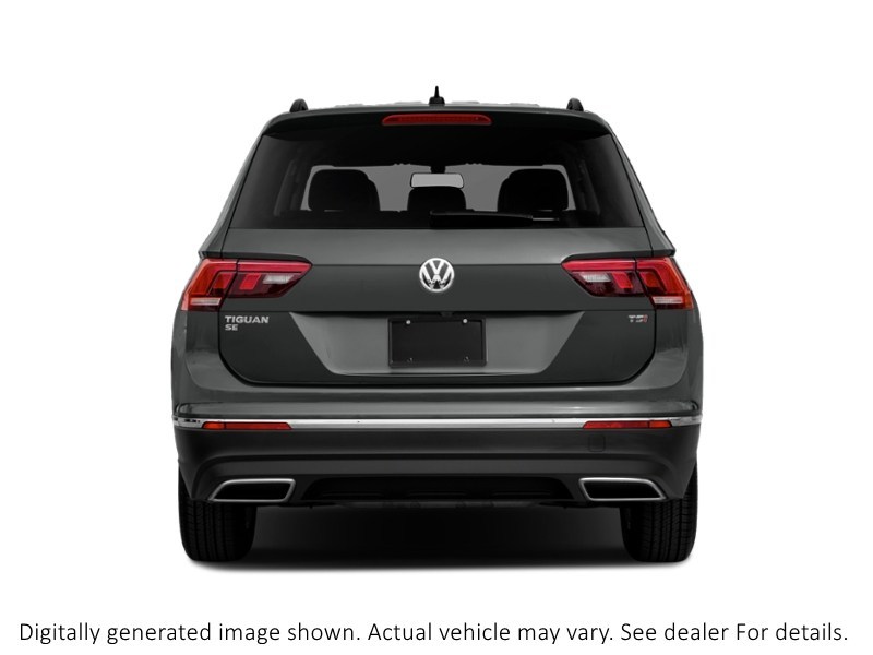 2018 Volkswagen Tiguan Trendline FWD Exterior Shot 8