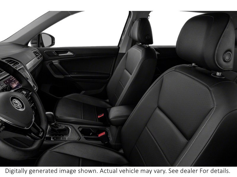 2018 Volkswagen Tiguan Trendline FWD Interior Shot 4