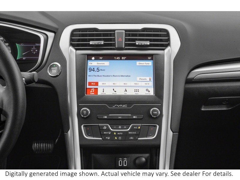 2019 Ford Fusion SE Interior Shot 2