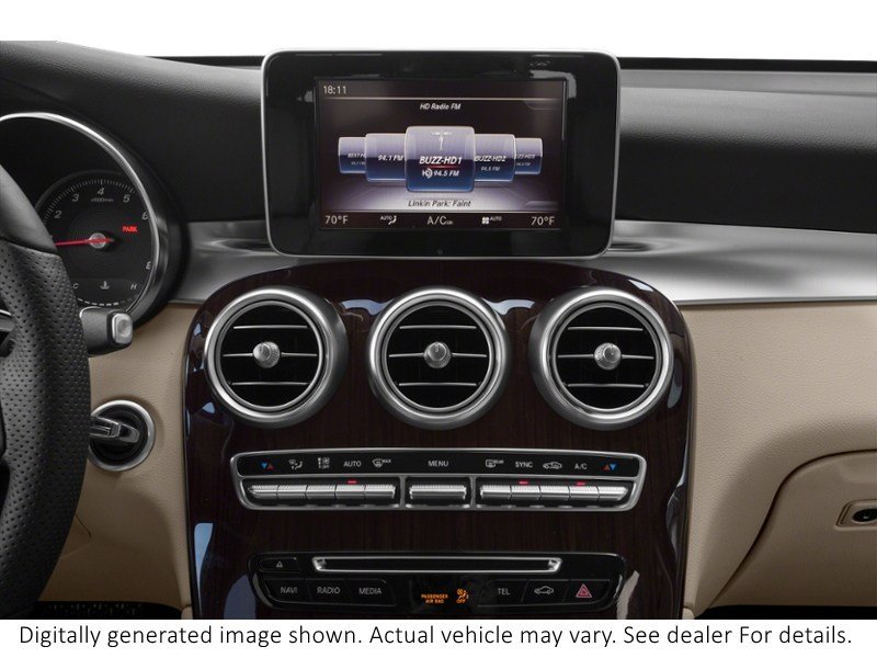 2019 Mercedes-Benz Glc 300 Glc 300 4Matic Suv Interior Shot 2