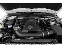 2019 Nissan Frontier Crew Cab Pro-4X Standard Bed 4X4 Auto Exterior Shot 3