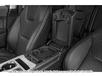 2022 Ford Edge Titanium AWD Interior Shot 7