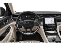 2024 Jeep Grand Cherokee Altitude 4X4 Interior Shot 3