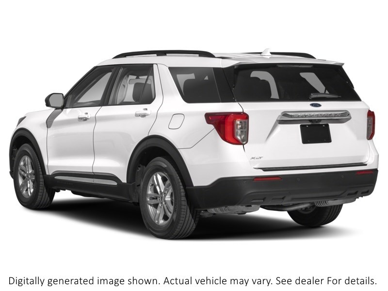 2023 Ford Explorer XLT 4WD Exterior Shot 9