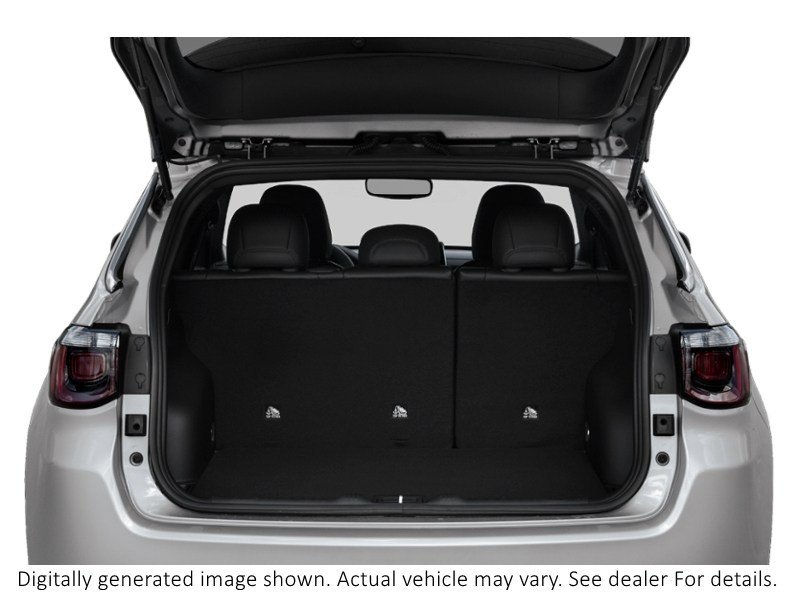 2025 Jeep Compass Altitude 4X4 Exterior Shot 4