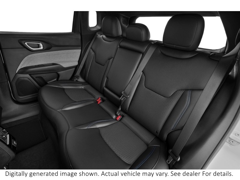 2025 Jeep Compass Altitude 4X4 Interior Shot 4