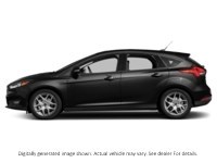 2015 Ford Focus 5Dr Hb SE Tuxedo Black Metallic  Shot 5
